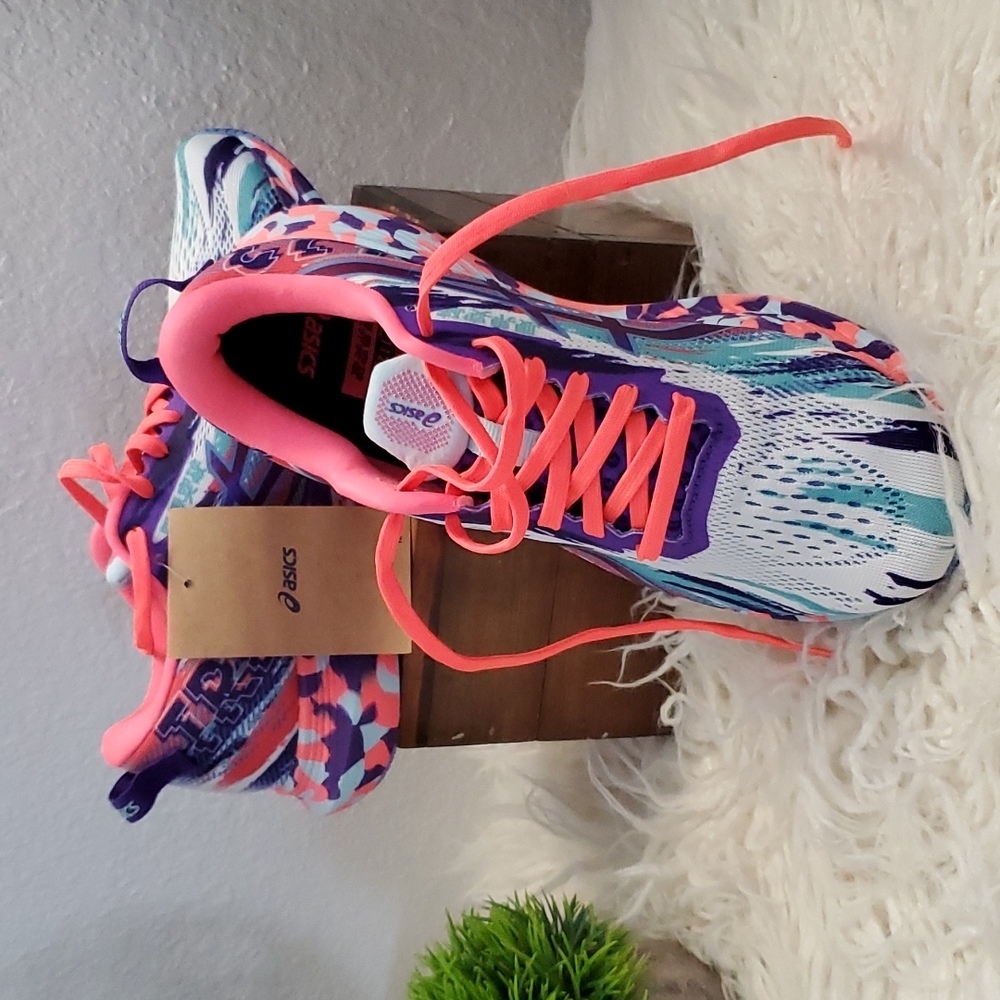 NIB ASICS Noosa Tri 13 Tennis Shoes, sz 8